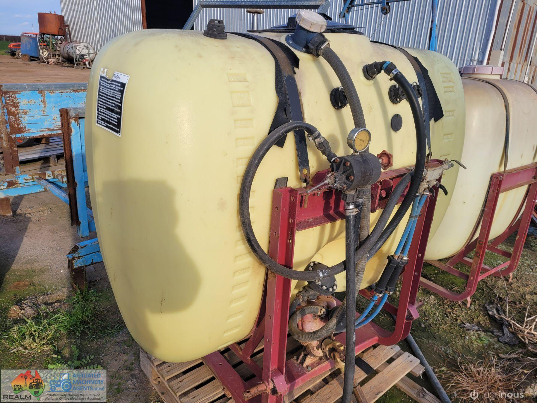 3pl Hardi 850 Ltr Sprayer - photo 2