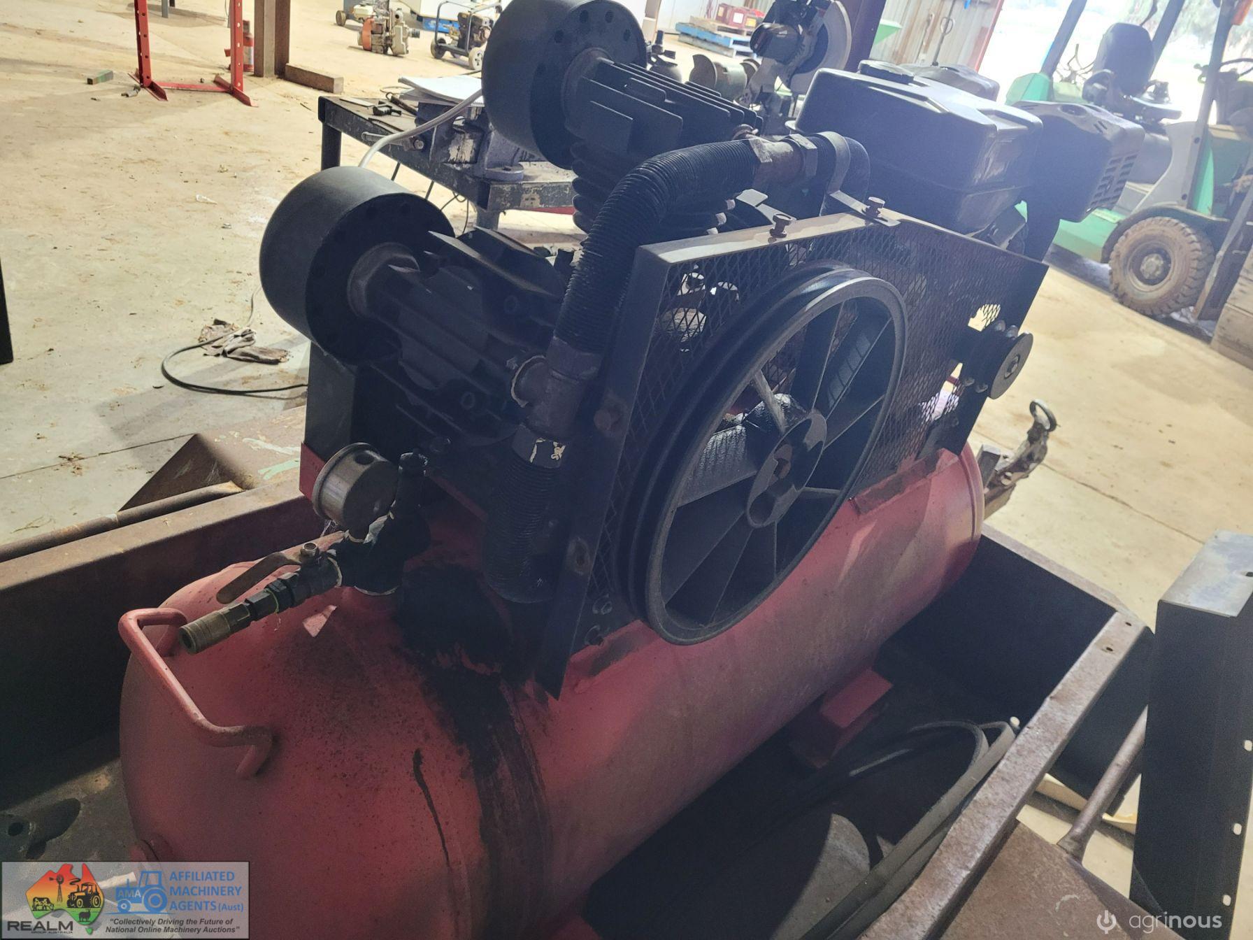 3cyl Industrial Compressor - photo 2