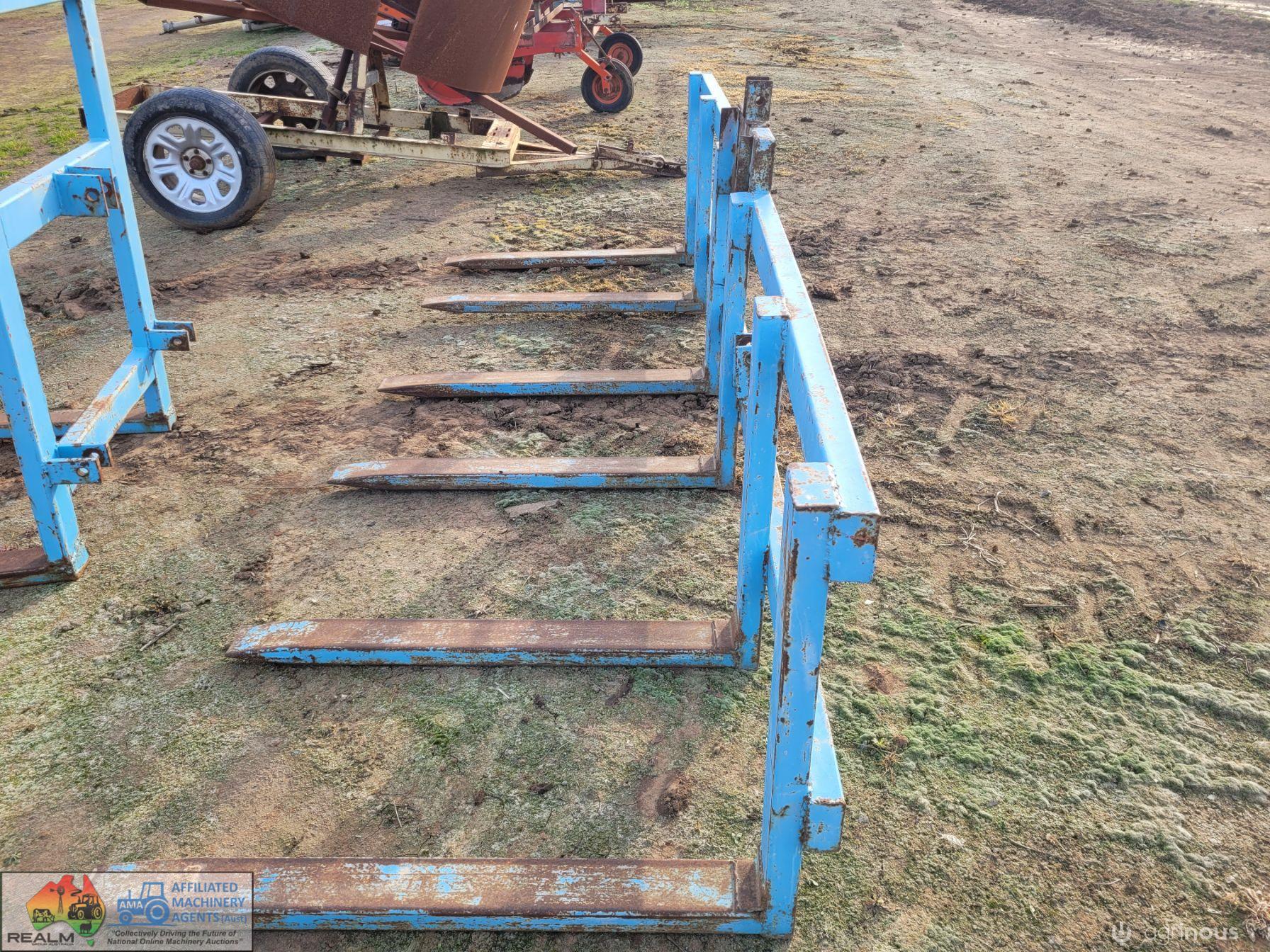 3 Bin/Pallet 3pl Carry Forks - photo 3