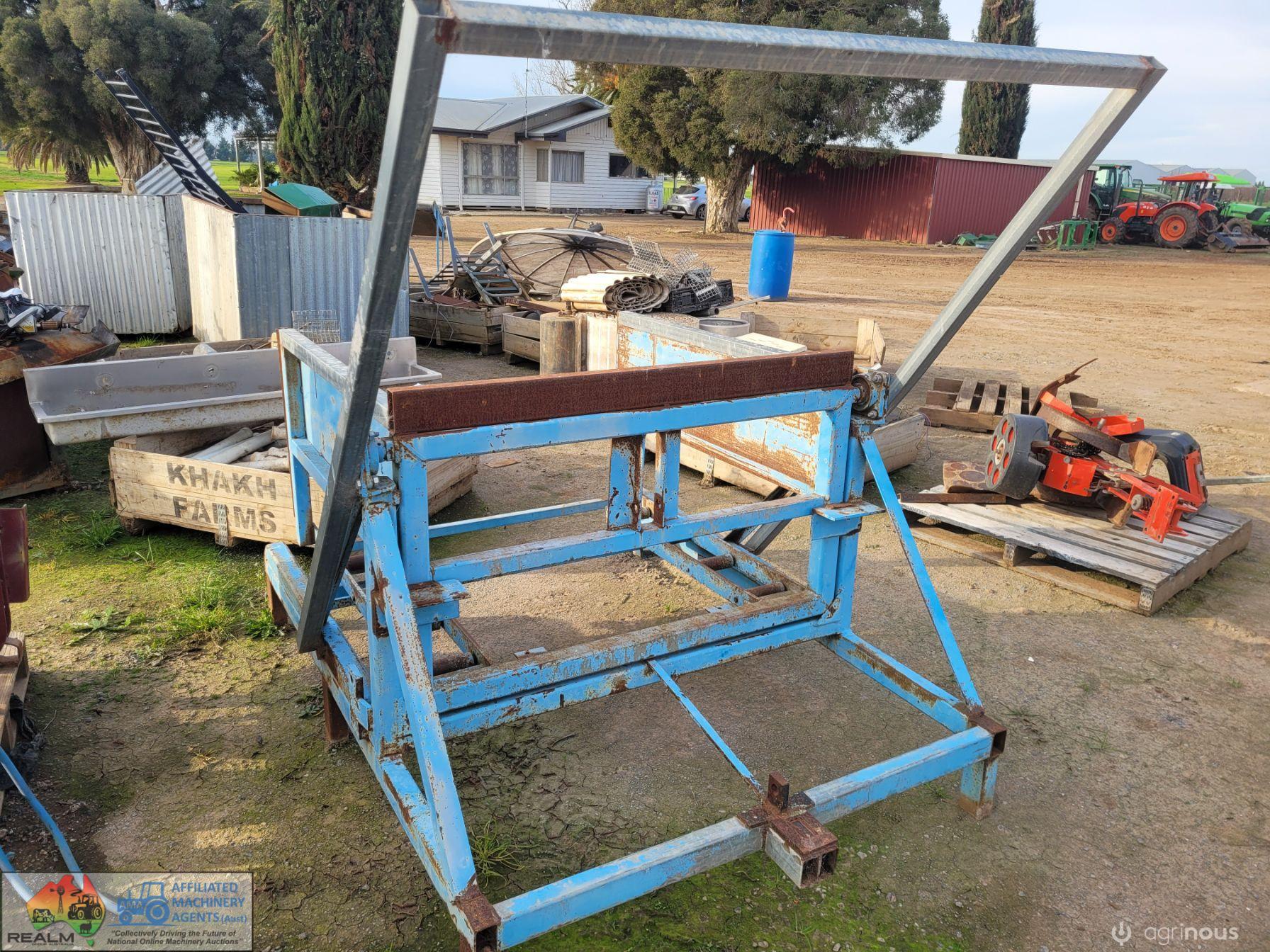Hyd Bin Tipper