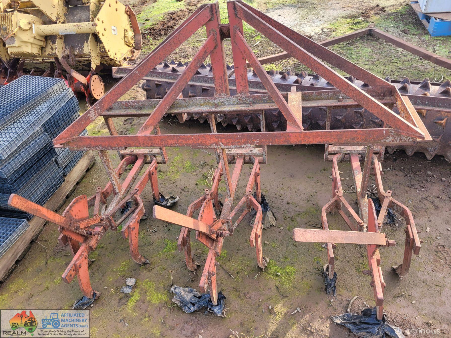 3 Row Bed Weeder - photo 2