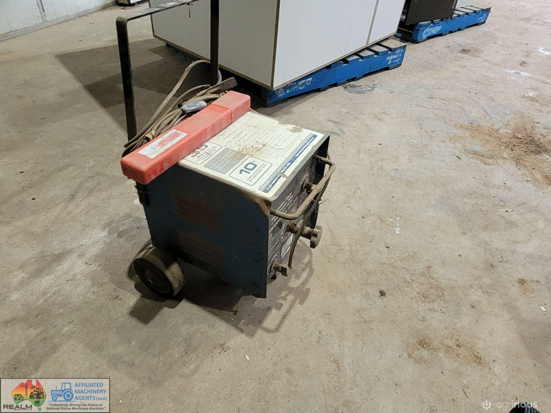 Peerless 'Tradesman' Arc Welder ~ Working Cond. - photo 4