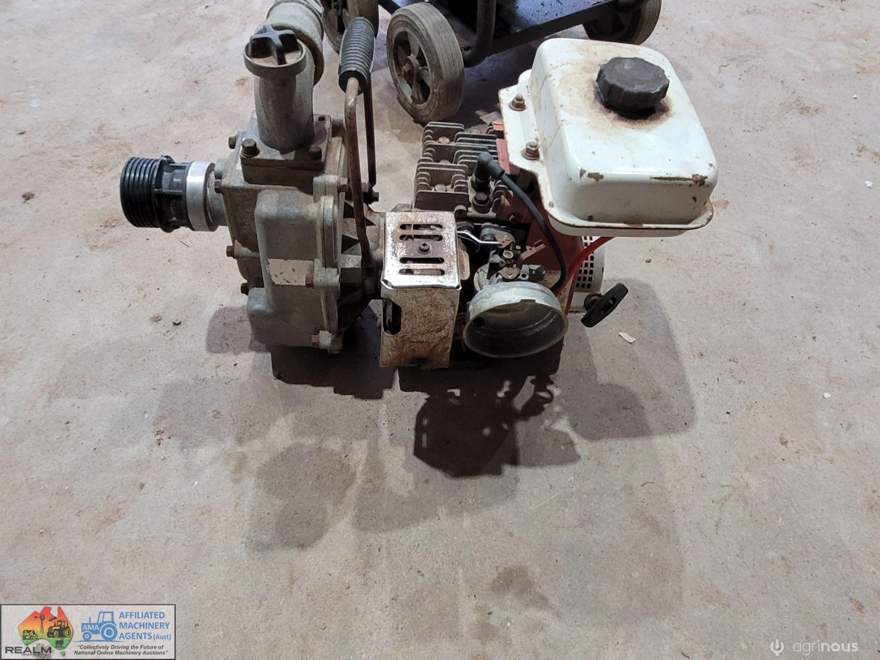 Fire Fighter Pump (Needs repairs) - photo 2
