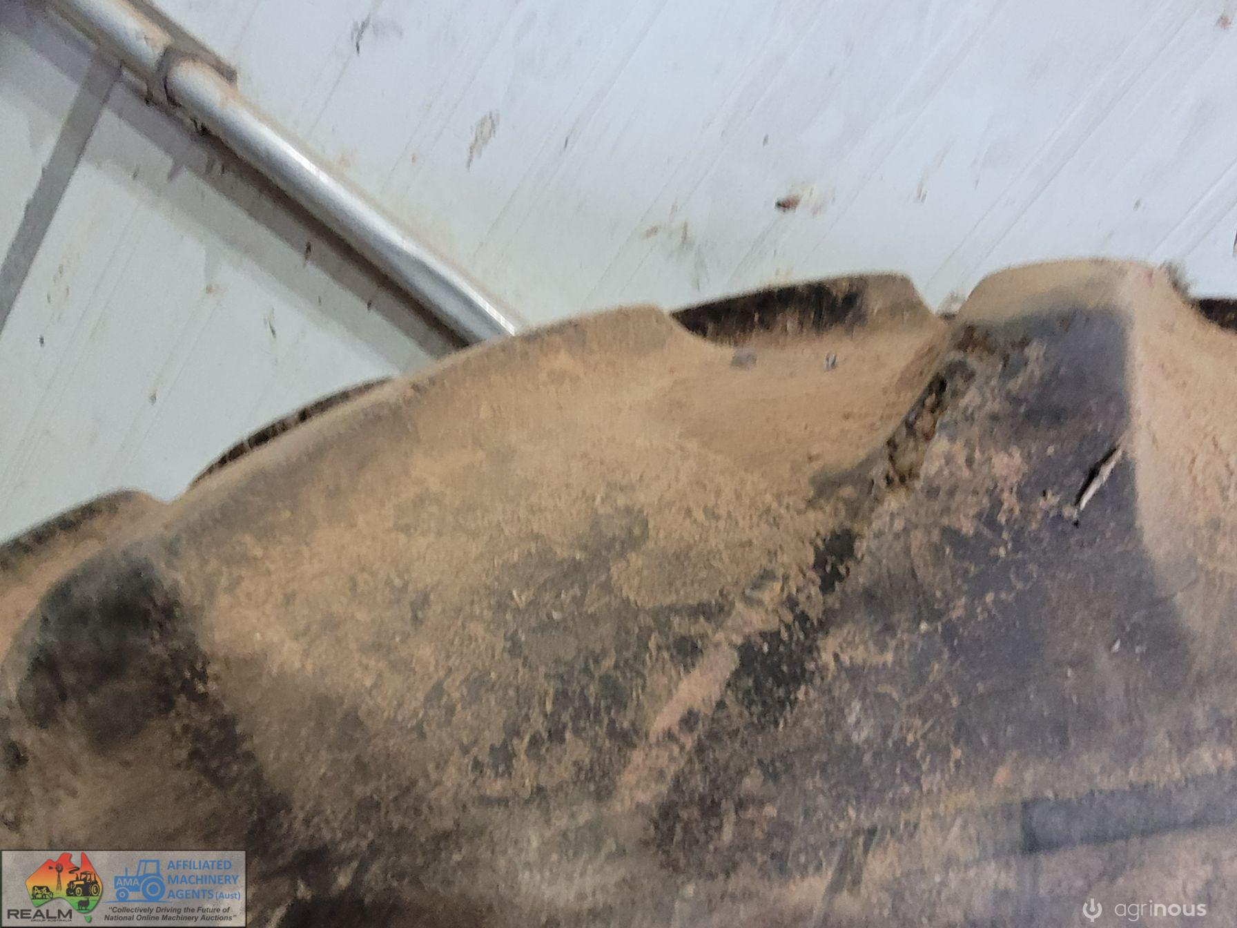 Good Year Tractor Tyre & Tube - photo 4