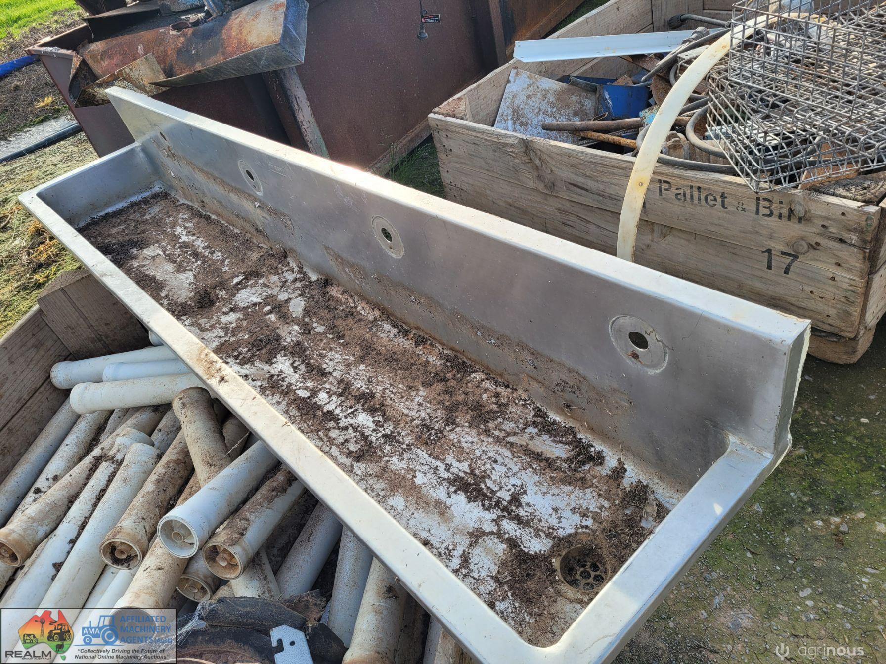Stainless H/duty Wash Trough
