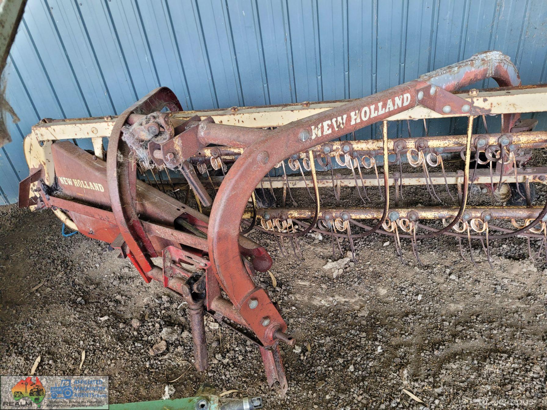New Holland 57 Rolabar PTO Drive Hay Rake - photo 3