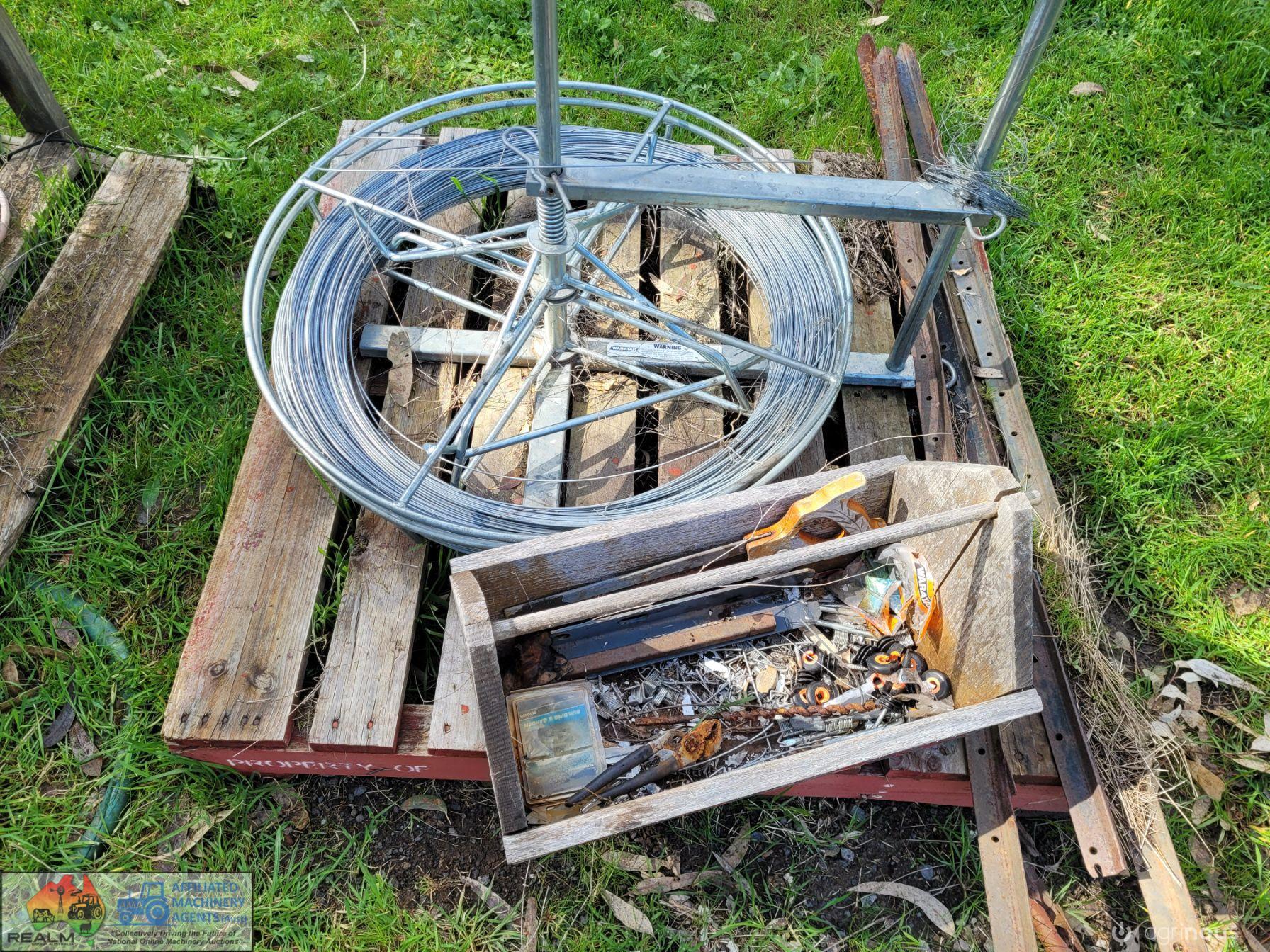 Waratah Wire Spinner & Accessories - photo 3