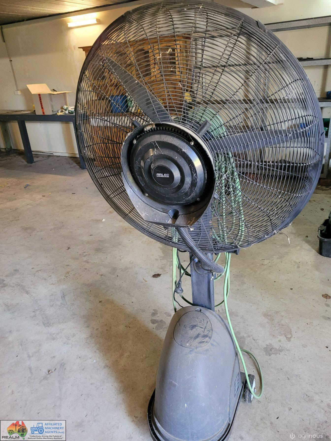 Arlec 75cm Industrial Misting Fan - photo 2