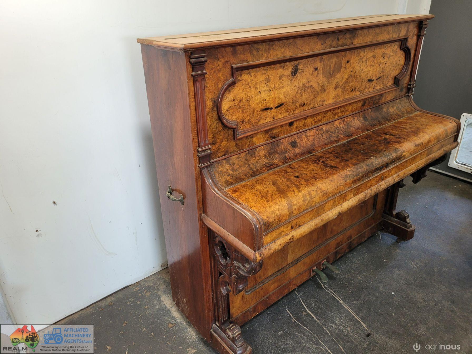 Original "Hapsburg-Wertheim" Piano - photo 2