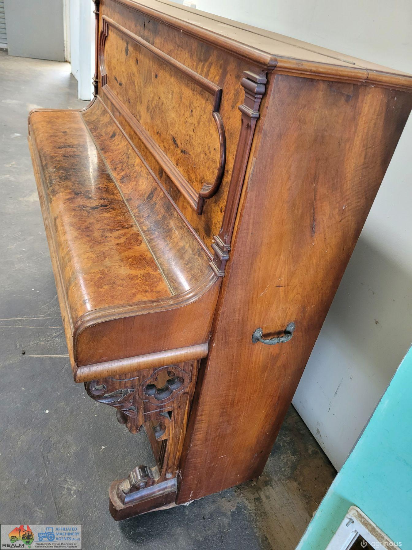 Original "Hapsburg-Wertheim" Piano - photo 3