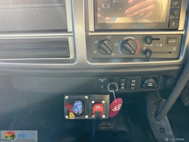 As New Hino - Tipper - photo 16