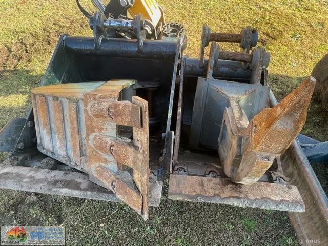 Hyundai 6T Excavator As New - photo 13