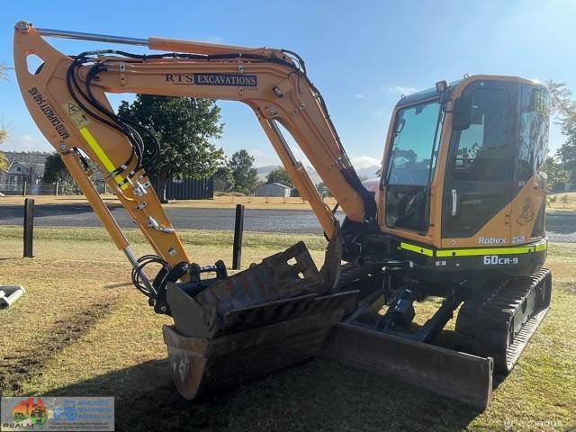 Hyundai 6T Excavator As New - photo 4