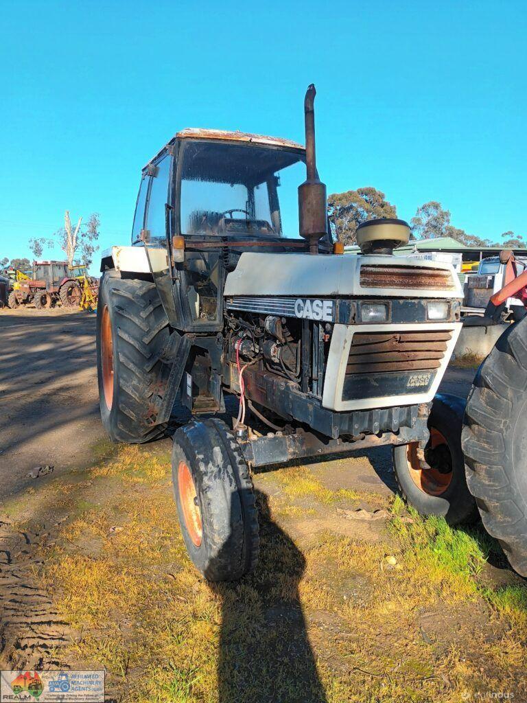 1983 Case 1594 Tractor - photo 10