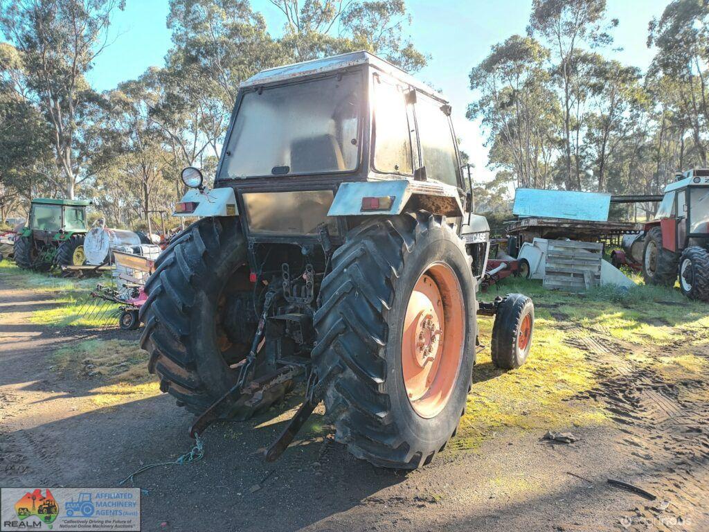 1983 Case 1594 Tractor - photo 2