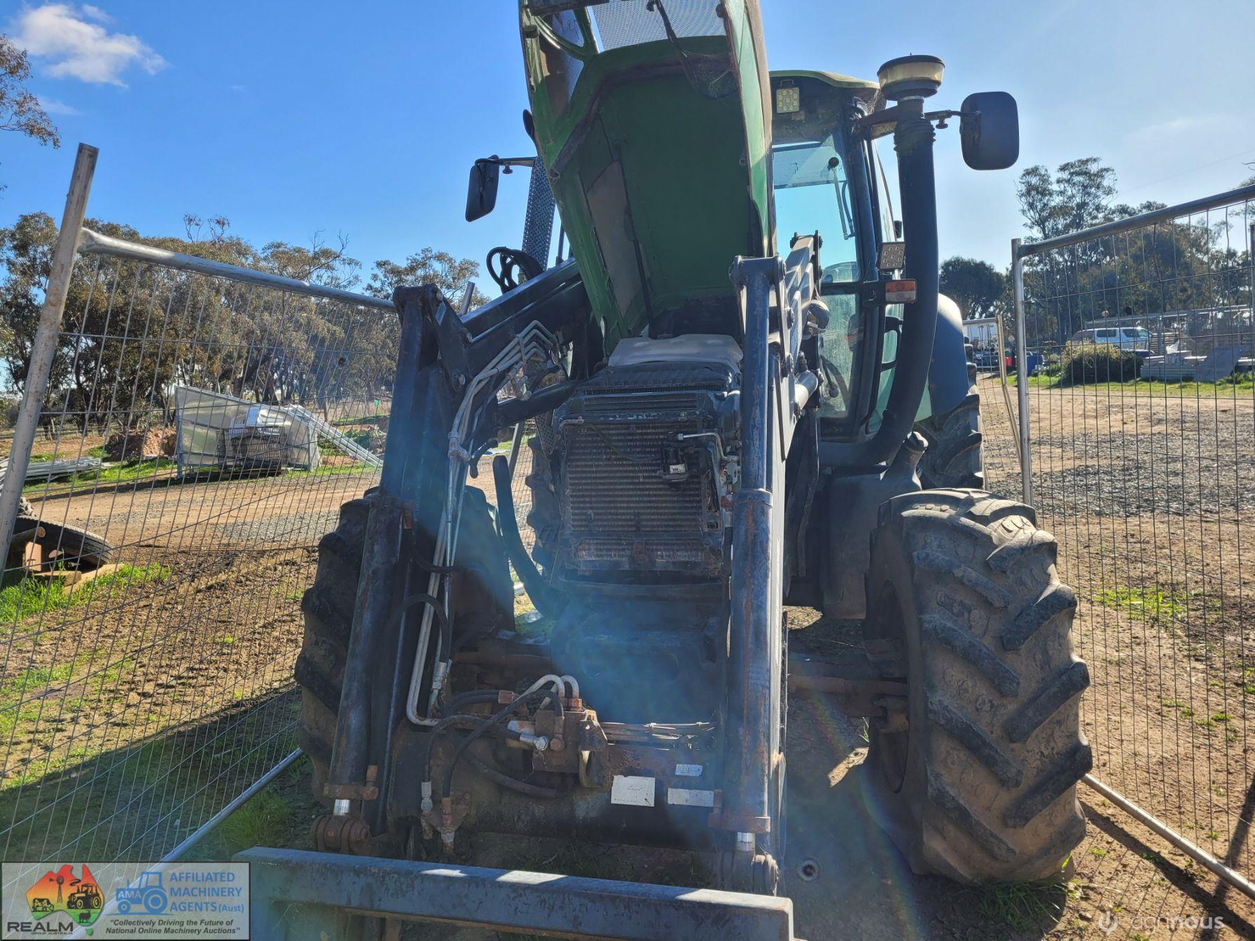 Deutz Agrotron 128 FEL Tractor - photo 12