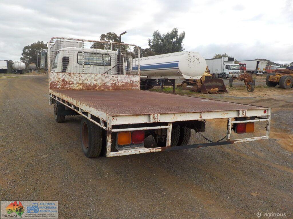Mazda Titan T4100 Tray Truck - photo 4