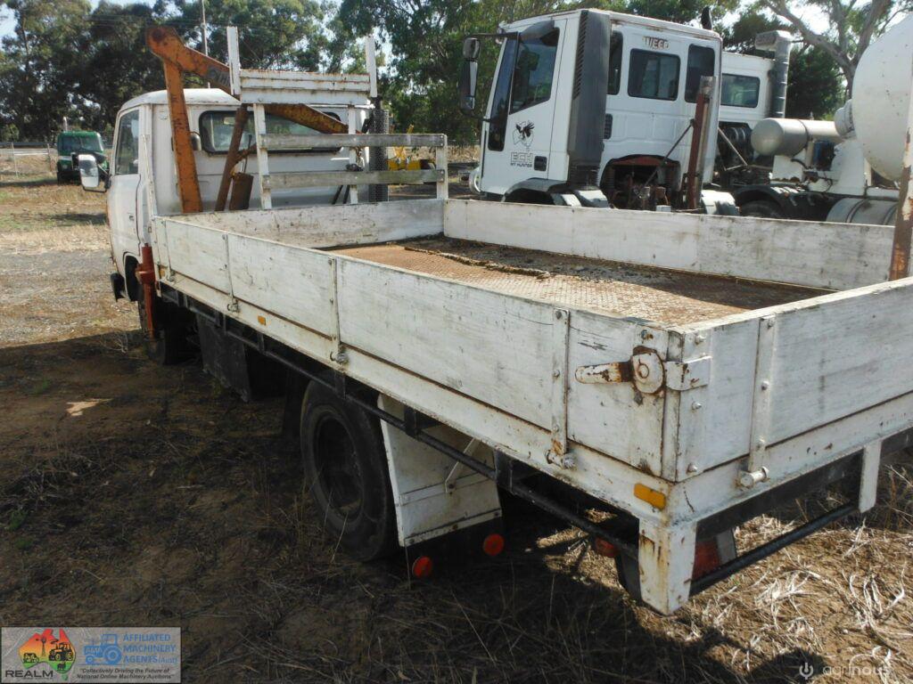 1985 Mitsubishi Canter Tray Truck with HIAB - photo 5