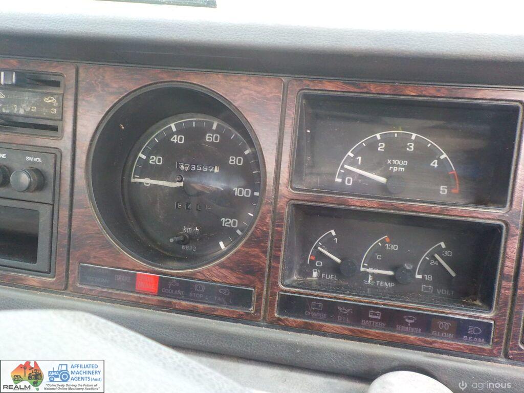 Mazda Titan T4100 Tray Truck - photo 8