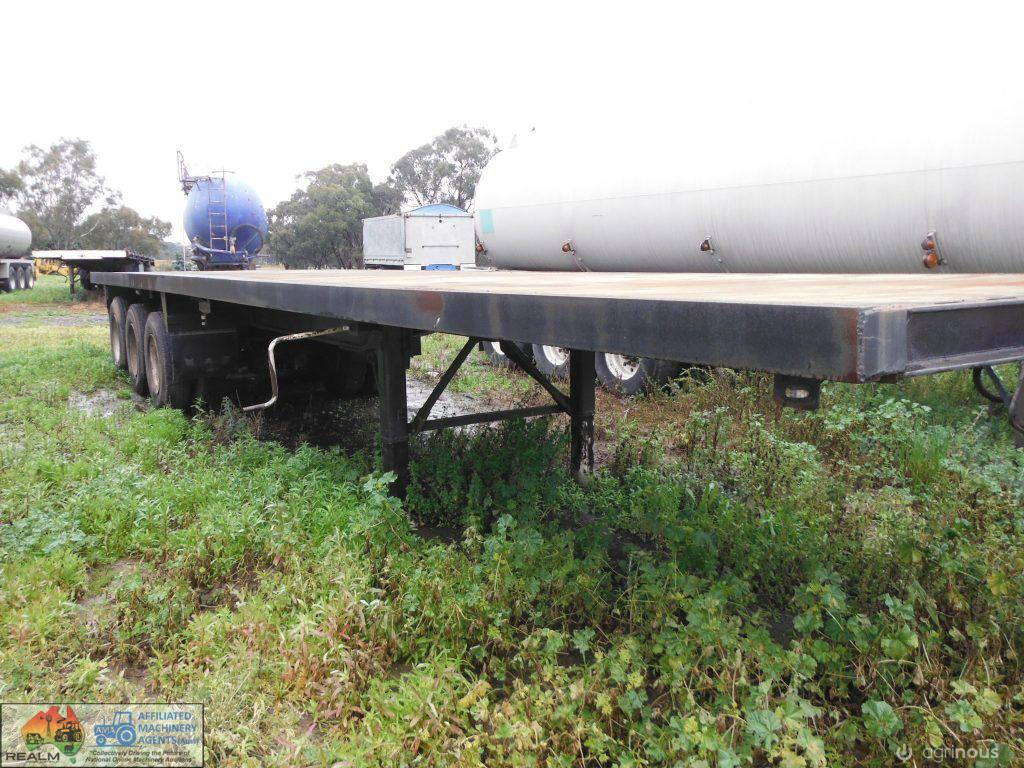 Tri-axle Flat Top Trailer - photo 5