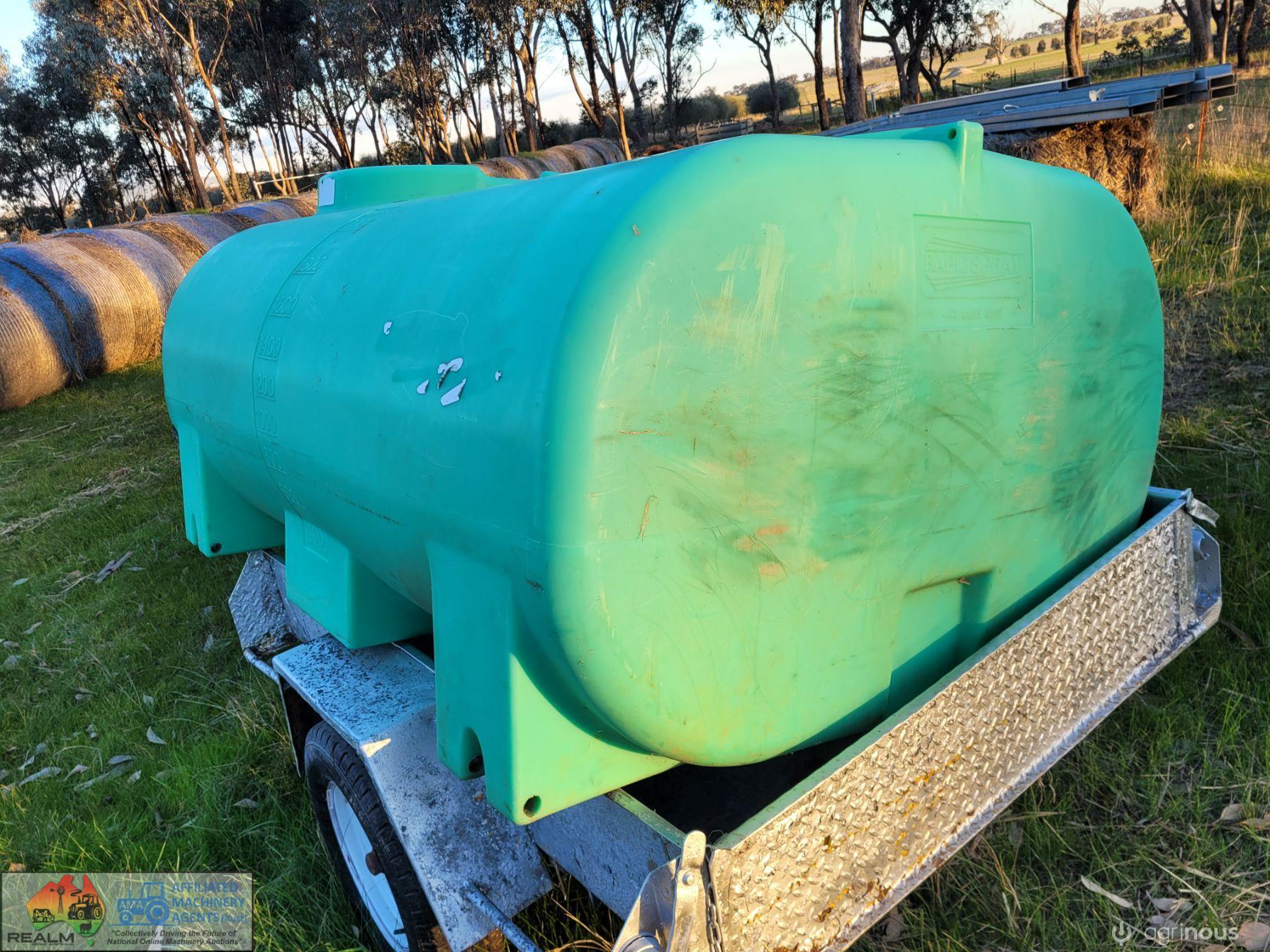 RapidSpray 2,000 Ltr Tank (No lid) - photo 3