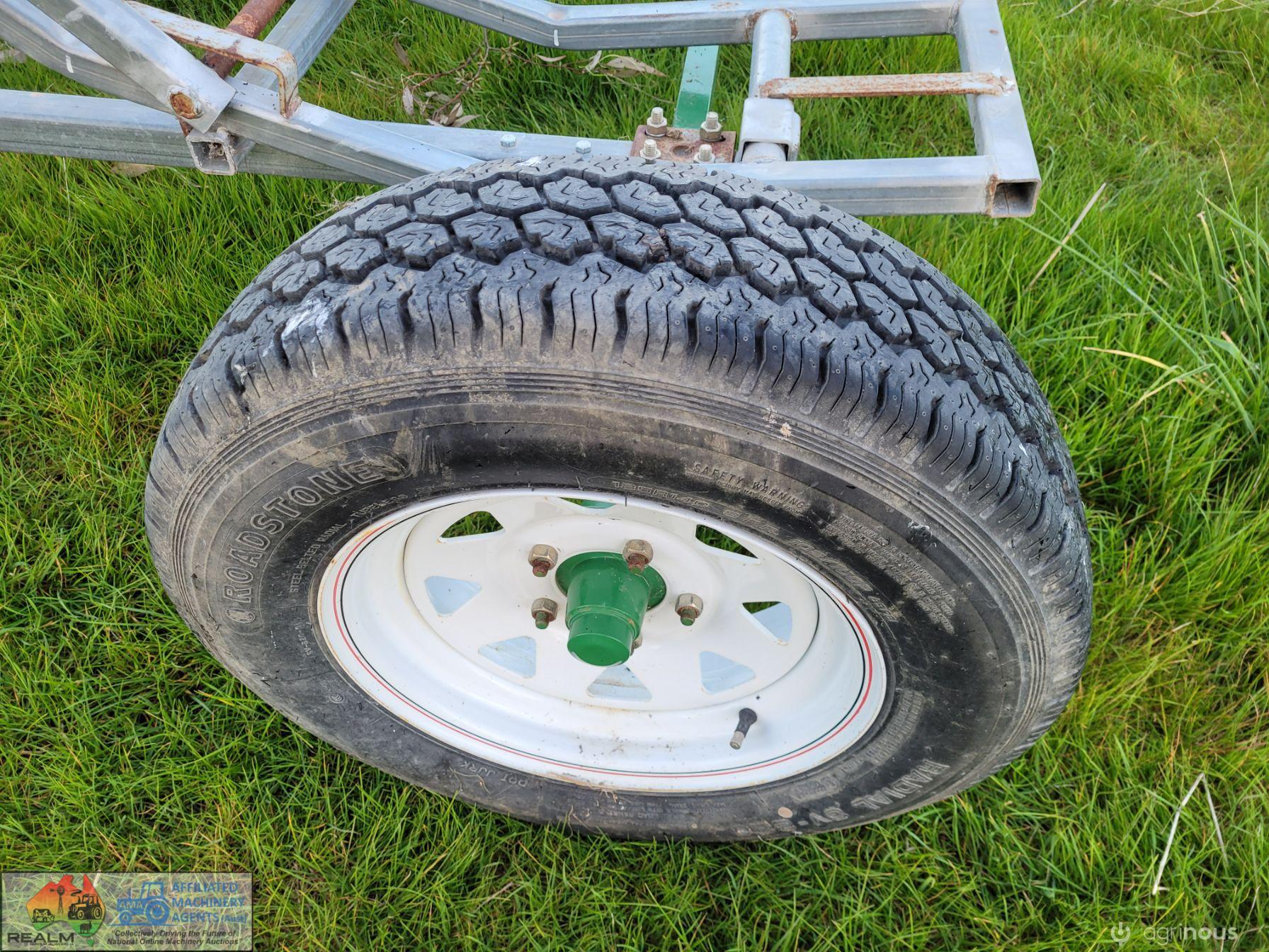 W.J.Elsworth Bale Buggy (As New) - photo 5