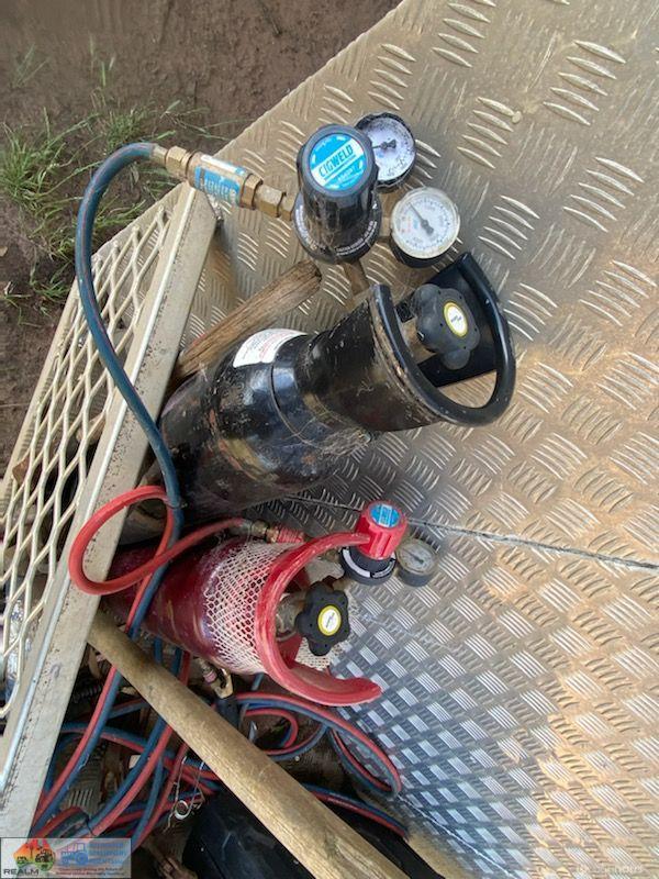 Oxy-Acetylene Set with Comet-3 Torch - photo 3