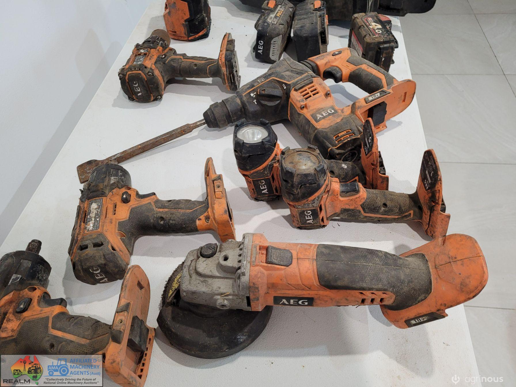 AEG 18v Cordless Tools - photo 3