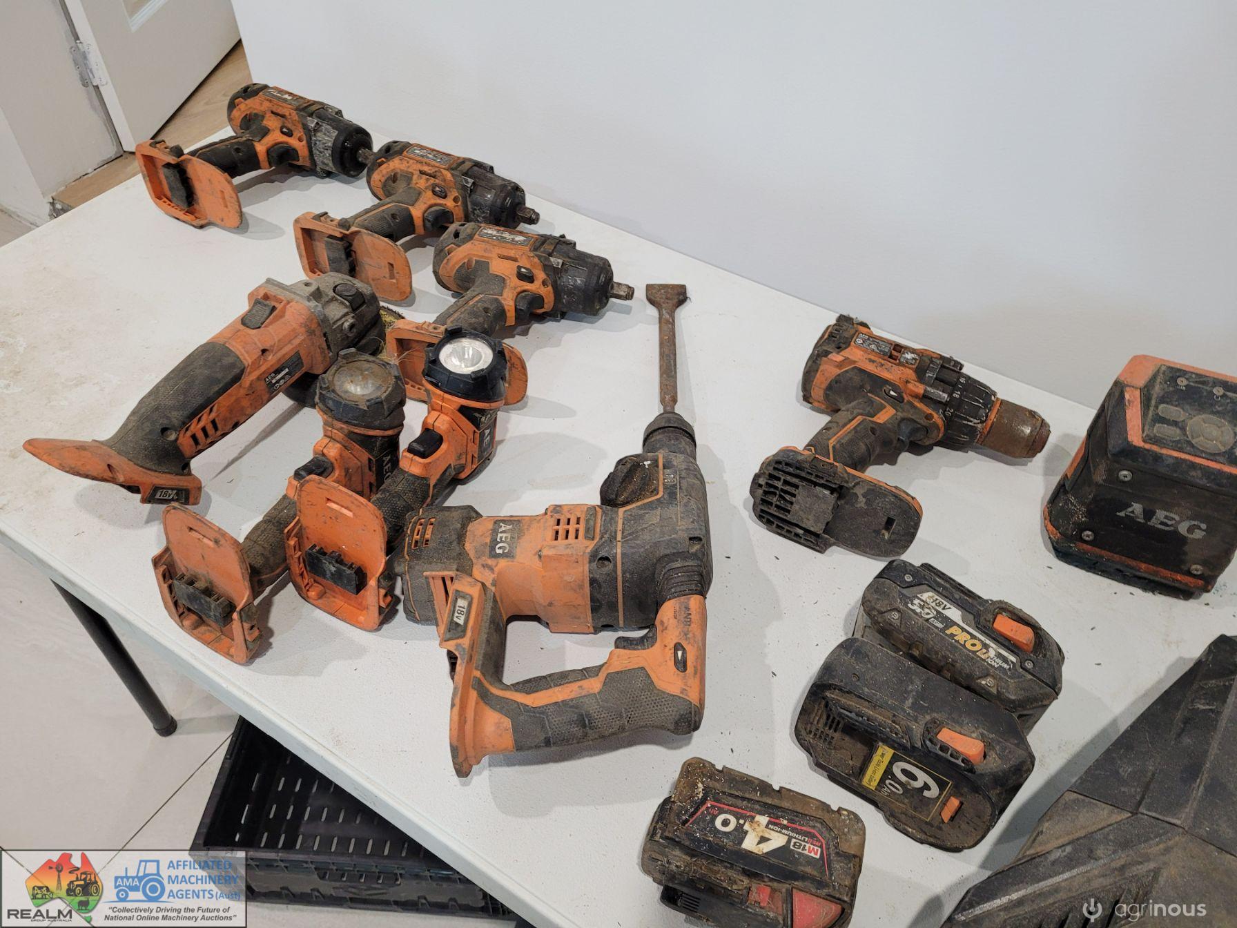 AEG 18v Cordless Tools - photo 4