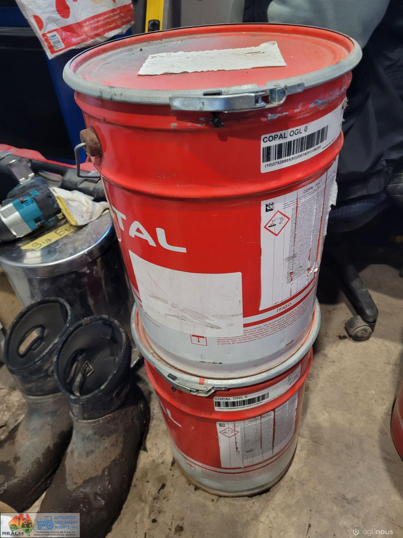 Total Grease x2 New 18Kg Drums
