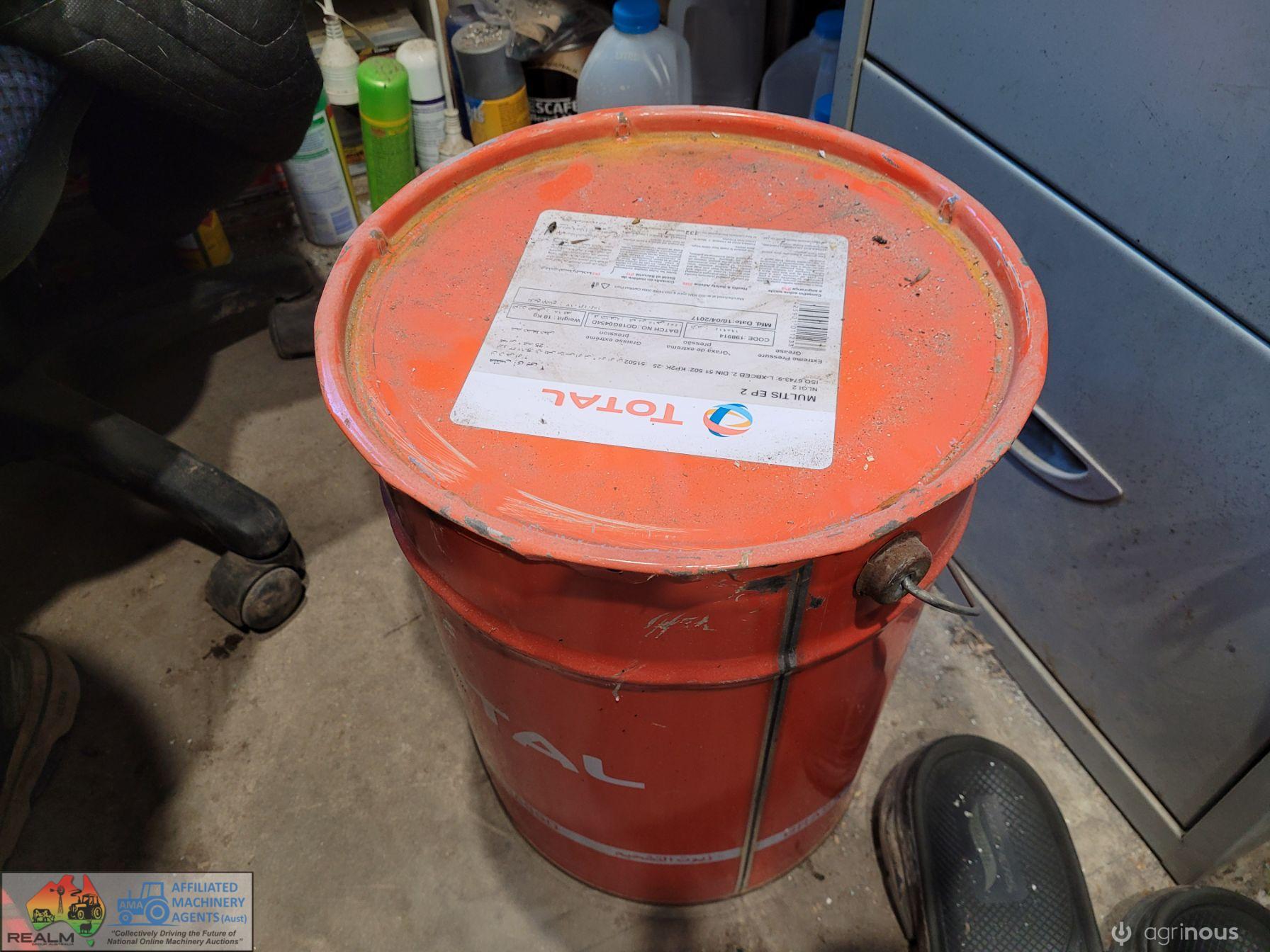 Total EP2 Grease ~ New 18Kg Drum - photo 2