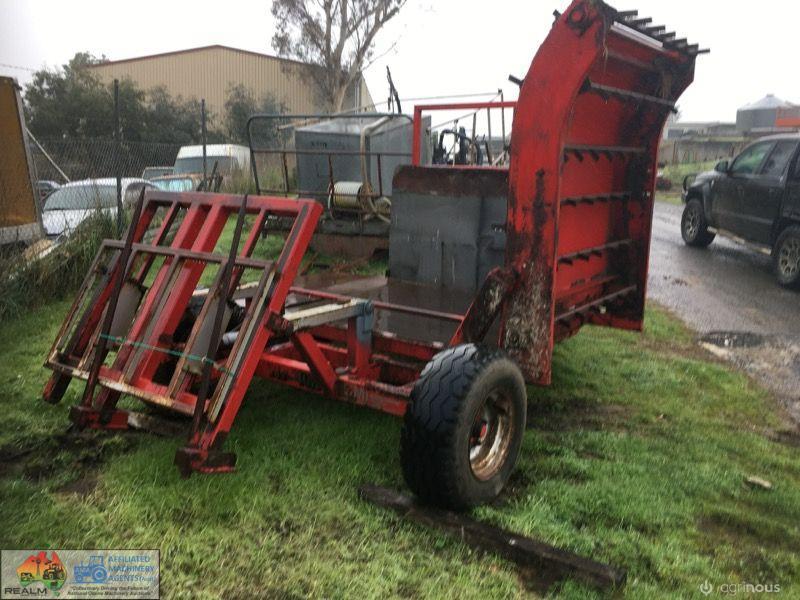 Pacmick Sq. Bale Feedout Cart - photo 7