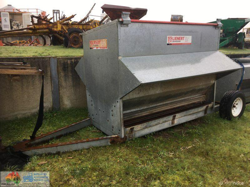 2 Ton Lienert Stock Lick Feeder on Wheels - photo 2