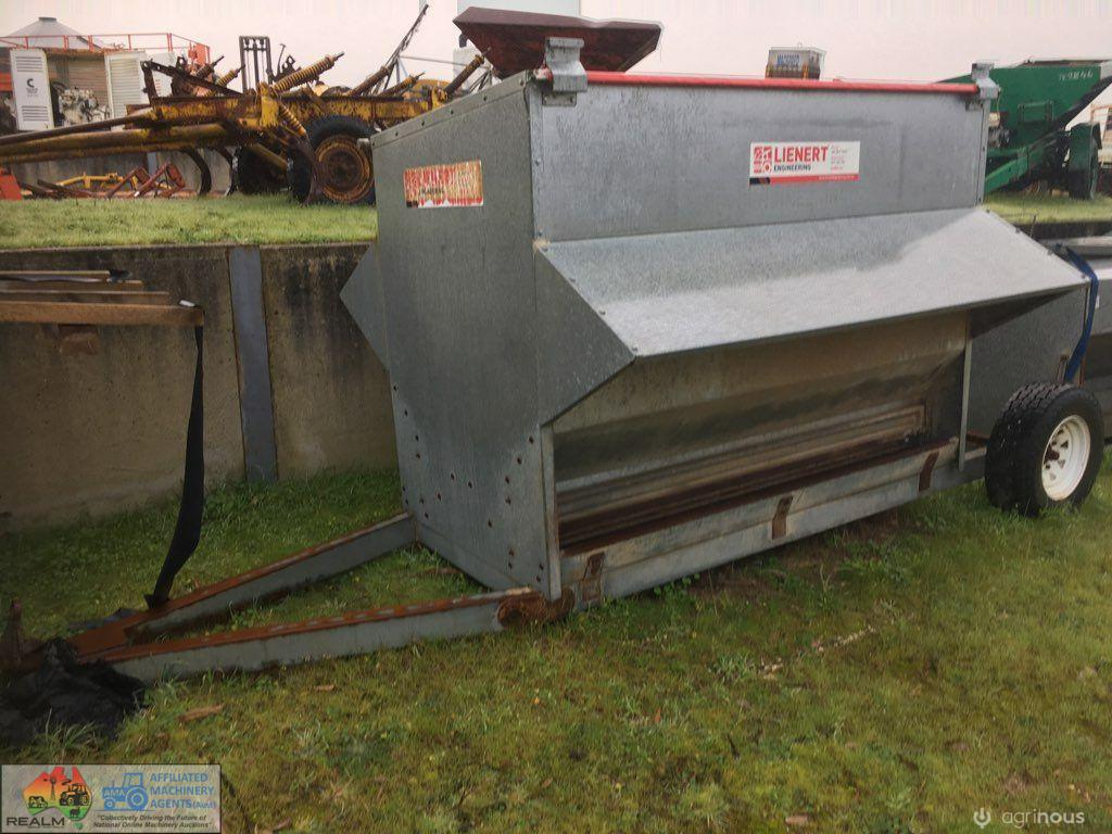 2 Ton Lienert Stock Lick Feeder on Wheels - photo 3