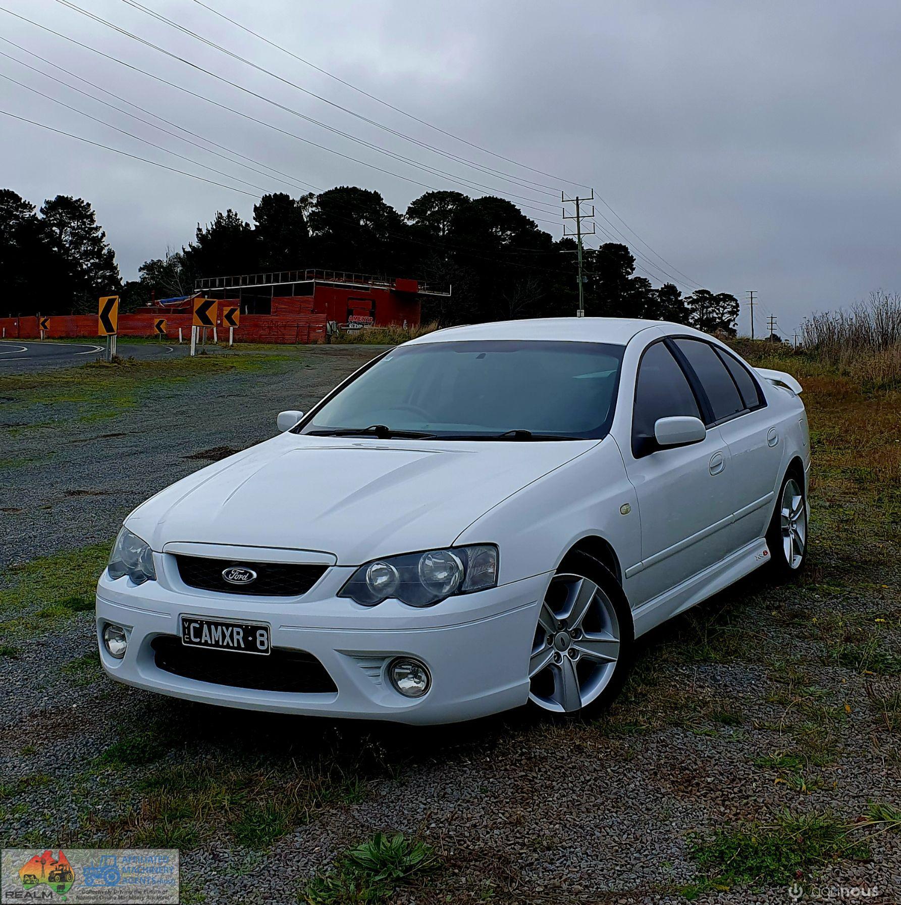 2004 Ford BA Falcon XR8 (ex-pursuit car) - photo 10