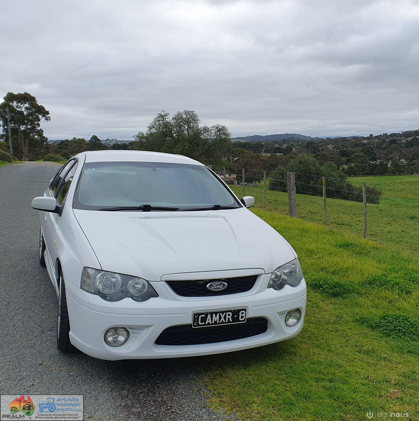 2004 Ford BA Falcon XR8 (ex-pursuit car) - photo 18