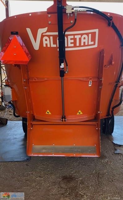 Valmetal Mobile Vertical Feed Mixer V-Max 630 . As New Demo model - photo 3