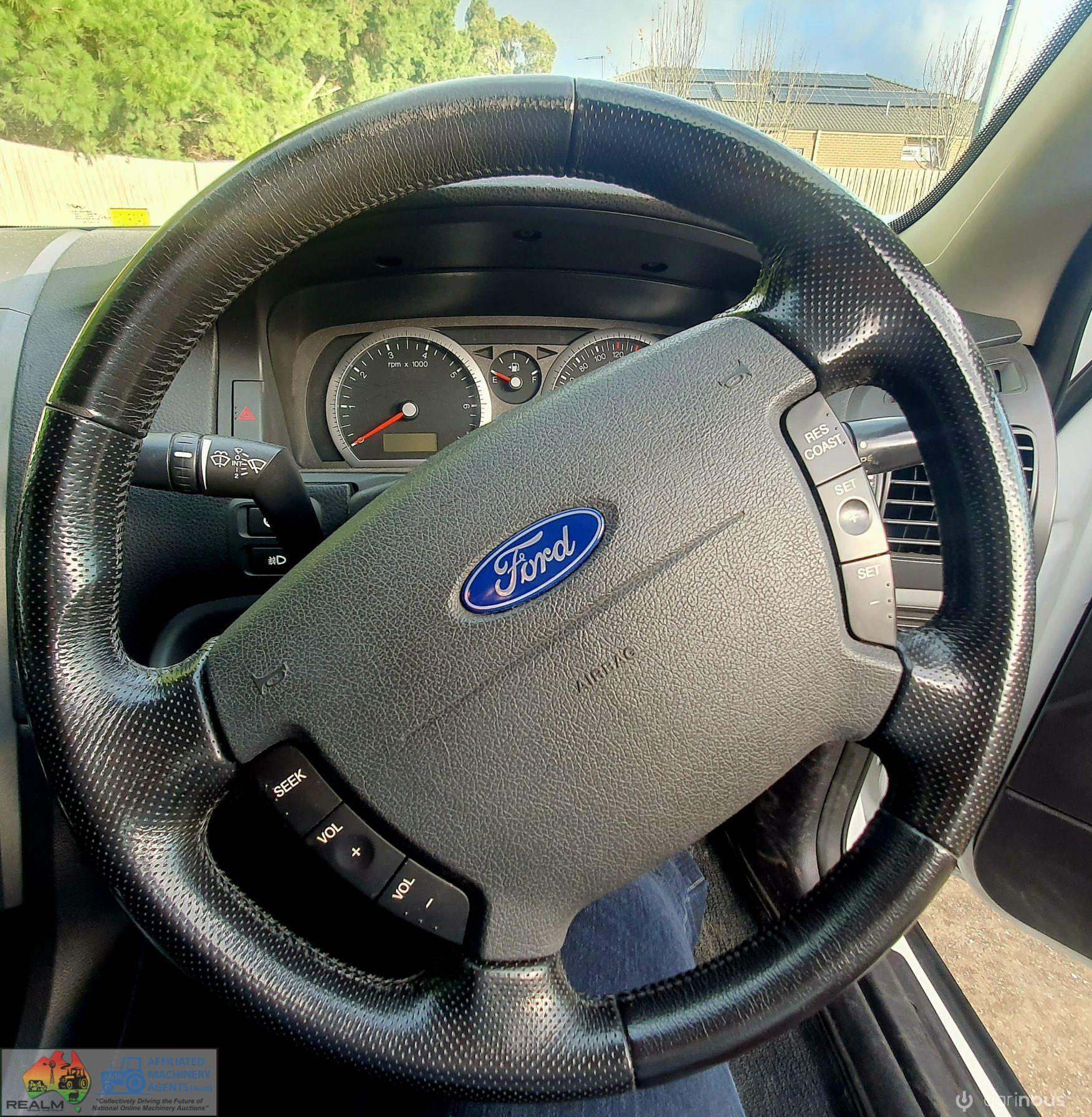 2004 Ford BA Falcon XR8 (ex-pursuit car) - photo 9