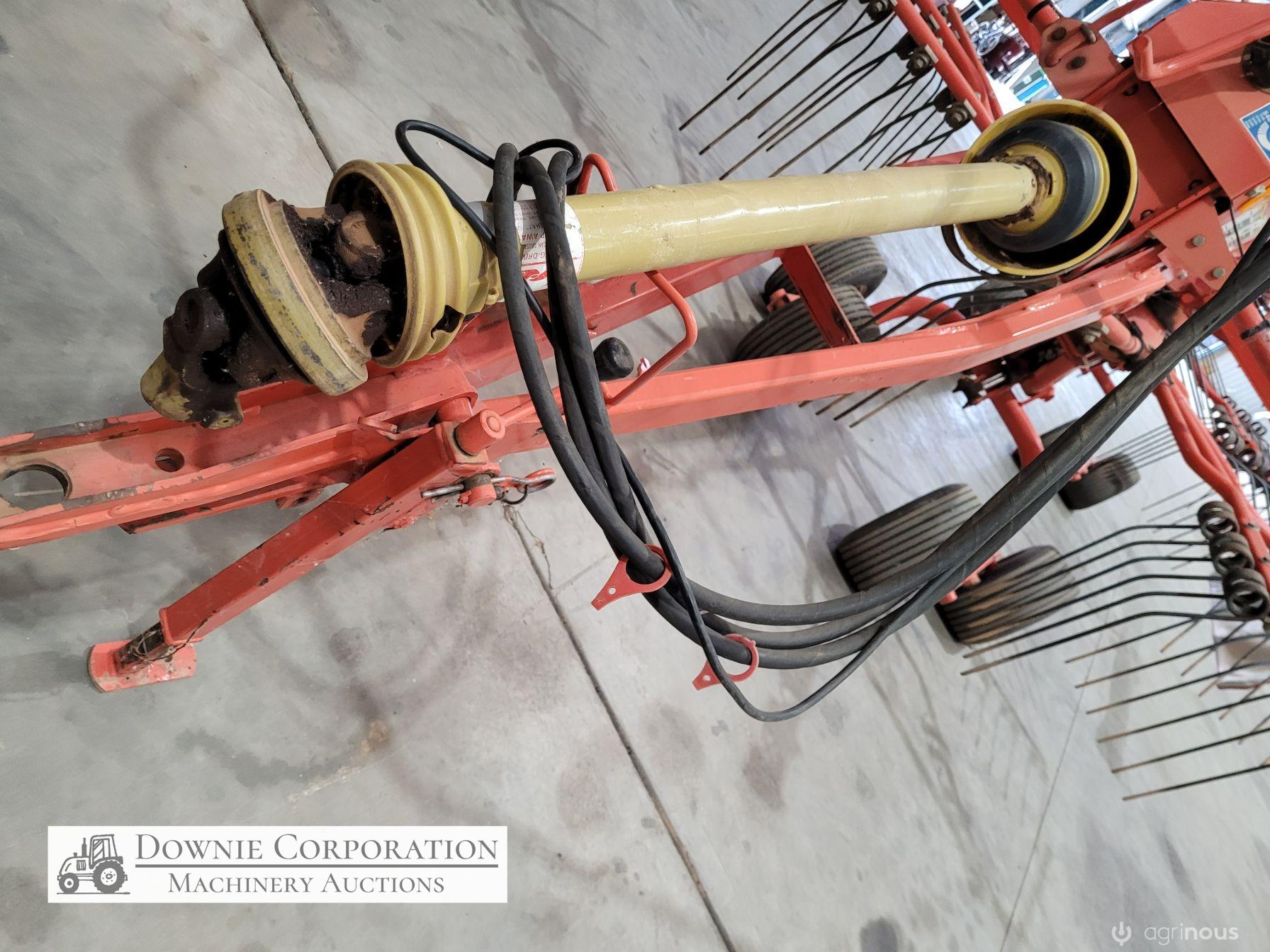 Kuhn GA-6000 Twin Rotor Hay Rake - photo 6