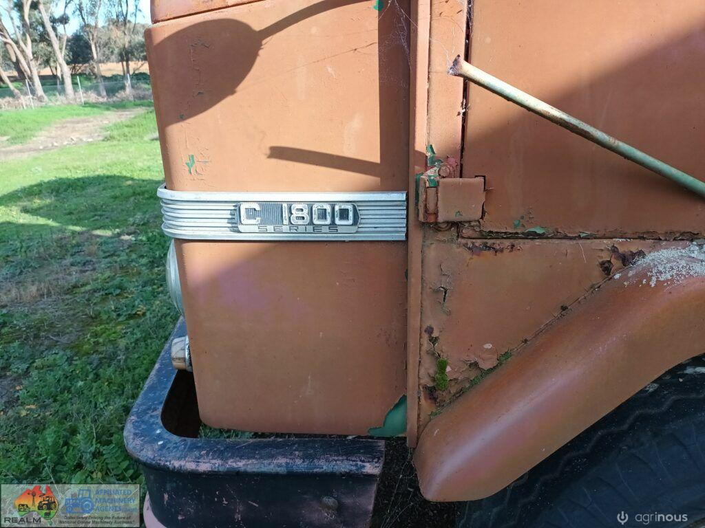 Acco C-1800 Diesel Tray Truck - photo 10