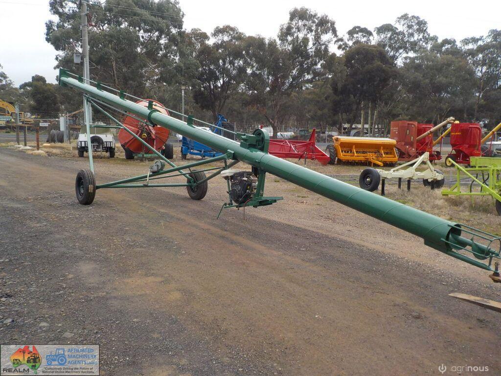 40ft X 9″  Auger with V-Twin 18hp Vanguard Motor - photo 2