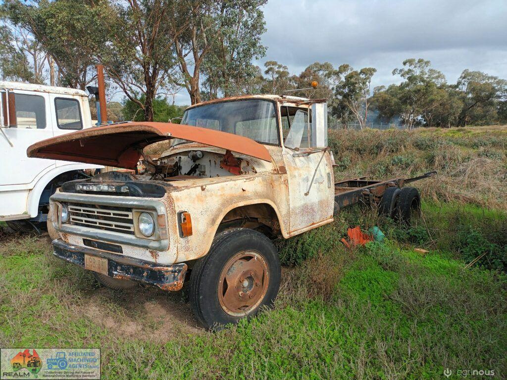 1974 Dodge D5N 4750, 6cyl Petrol - photo 2