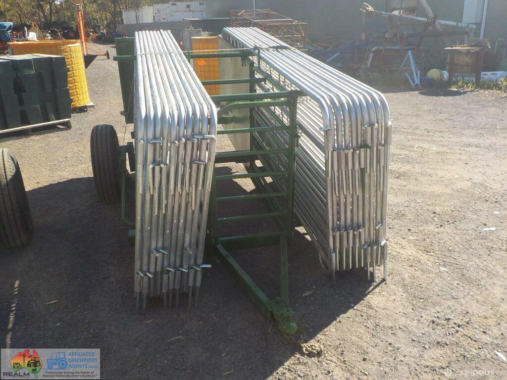 Cyclone Sheep Yards with 20 Panels - photo 10