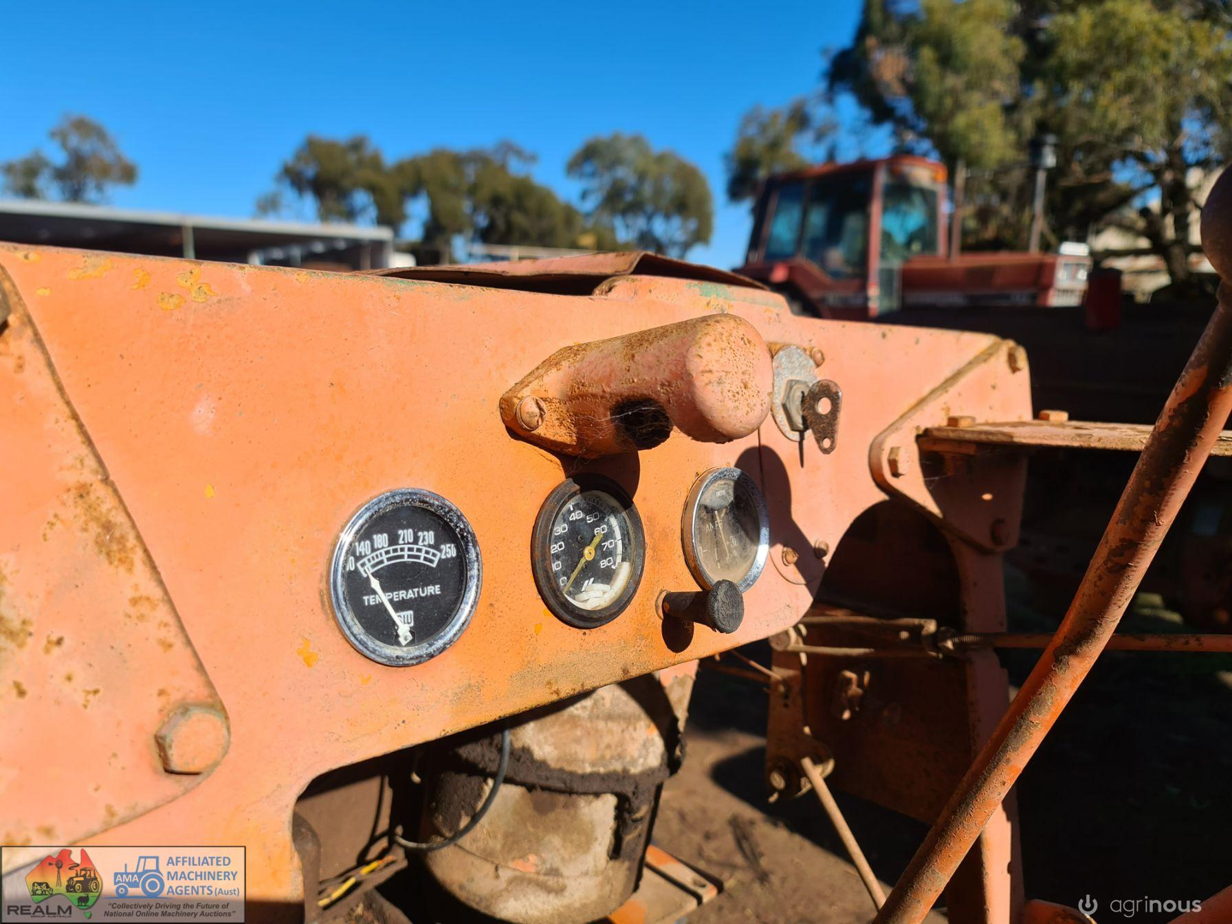 Chamberlain 9G Tractor - photo 6