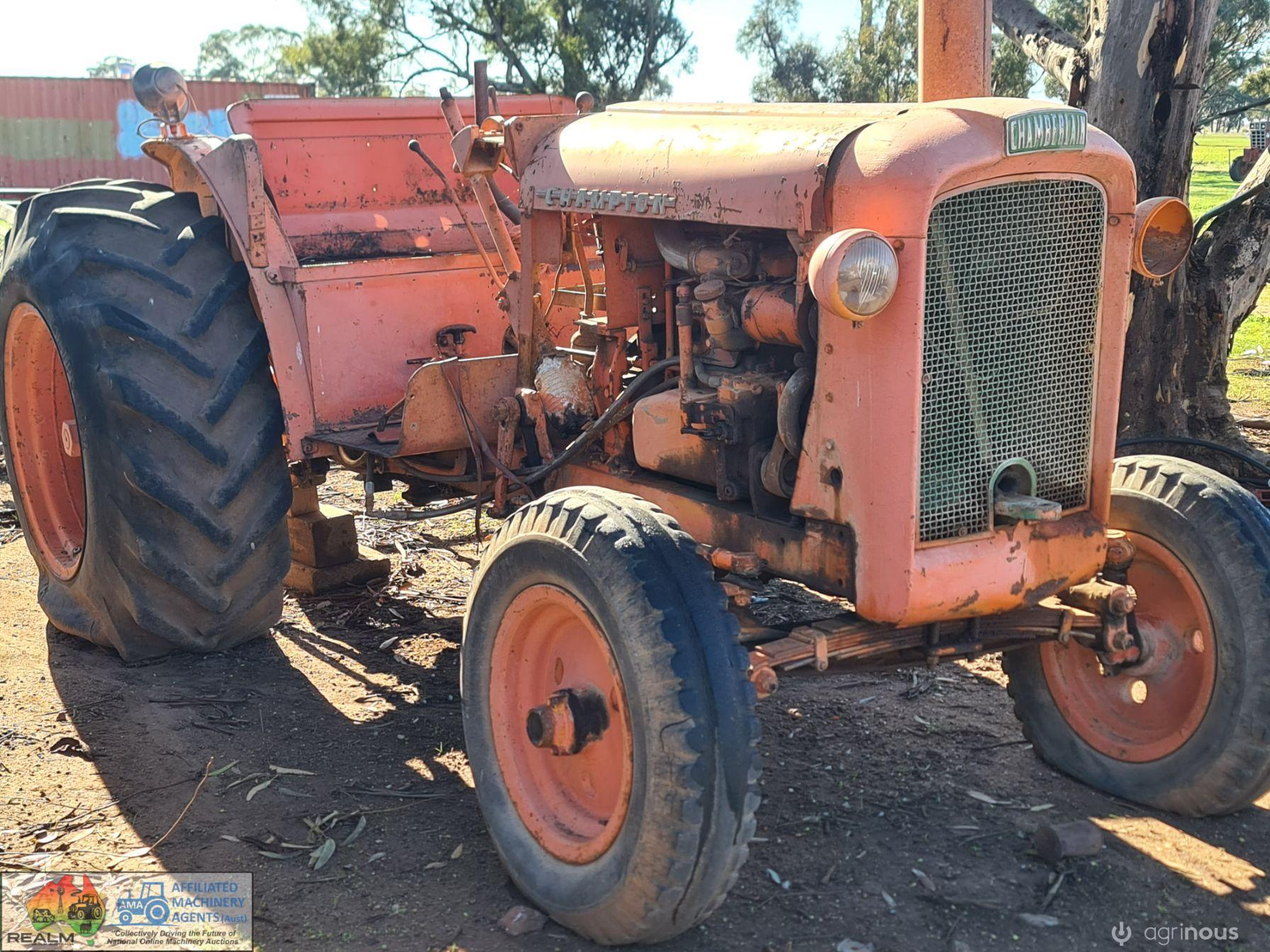 Chamberlain 9G Tractor