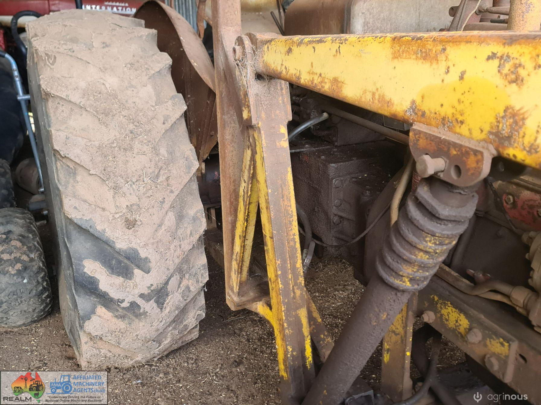 Front End Loader Assembly - photo 6