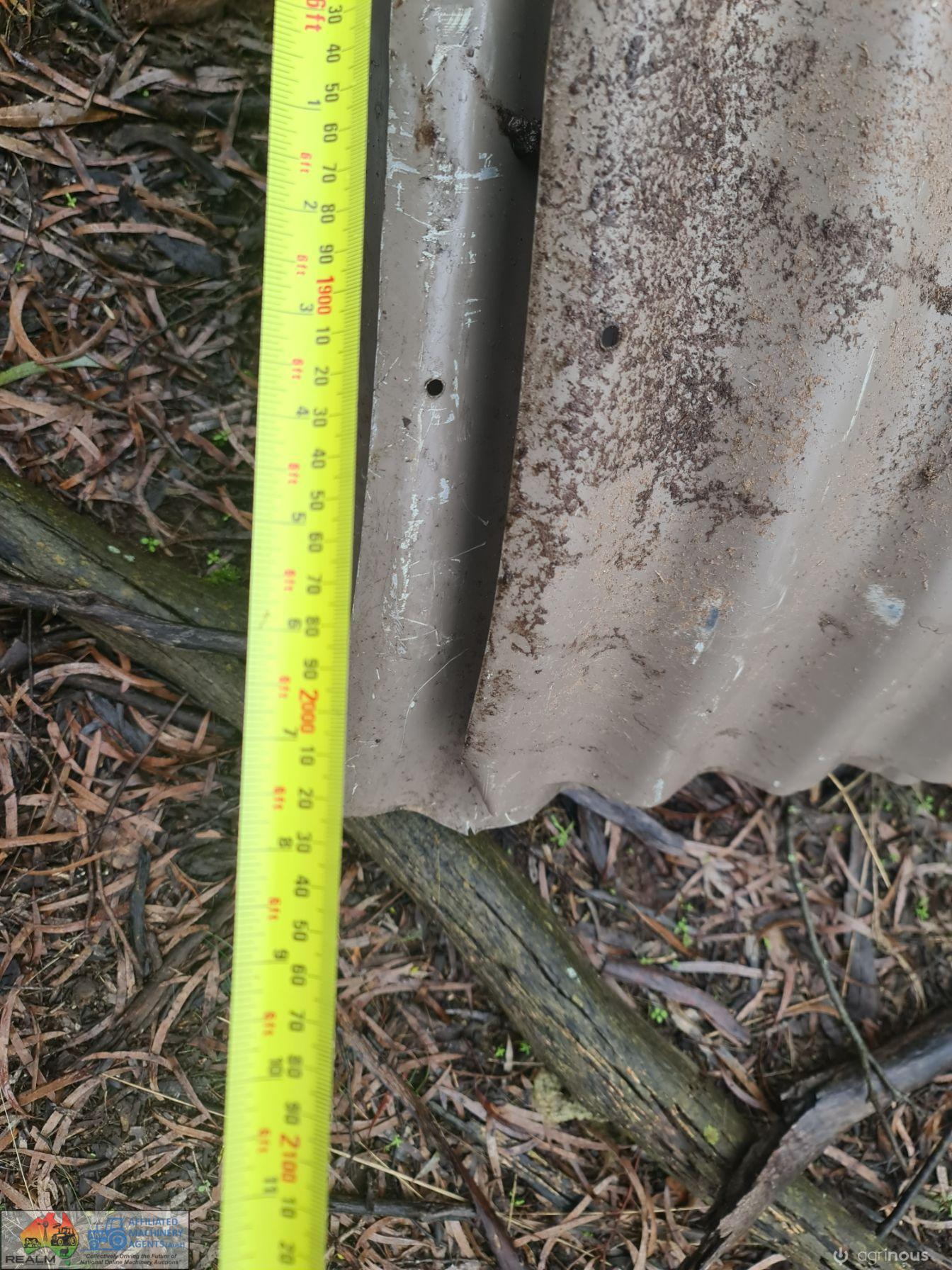 10x 2025mm Sheets of used Bullnose Roofing Iron - photo 3