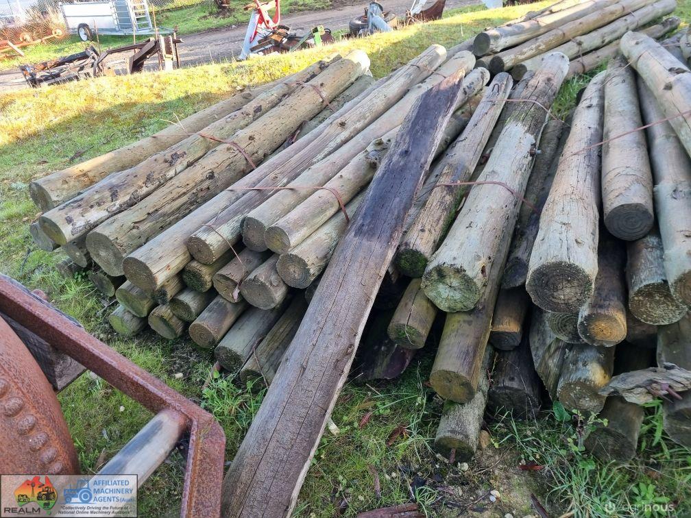 30x 8ft Treated Pine Posts (No.1) - photo 4