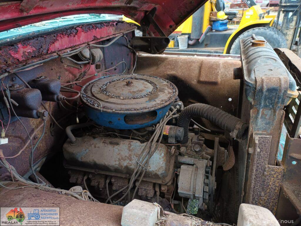 Ford F600 Tray Truck - photo 3