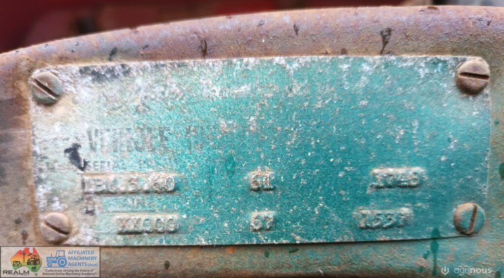 Ford F600 Tray Truck - photo 7